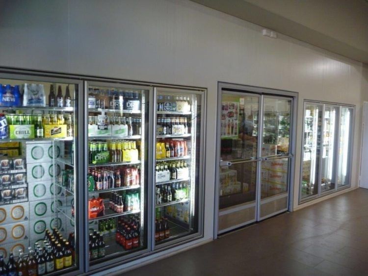 Beer Cave Szklane drzwi Walk in Cooler Handlowy Walk In Lodówka Zamrażarka